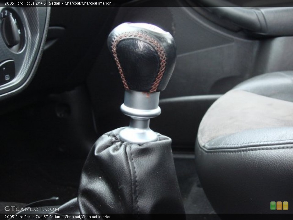 Charcoal/Charcoal Interior Transmission for the 2005 Ford Focus ZX4 ST Sedan #55780862