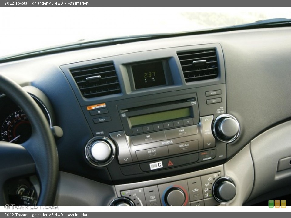 Ash Interior Audio System for the 2012 Toyota Highlander V6 4WD #55783511