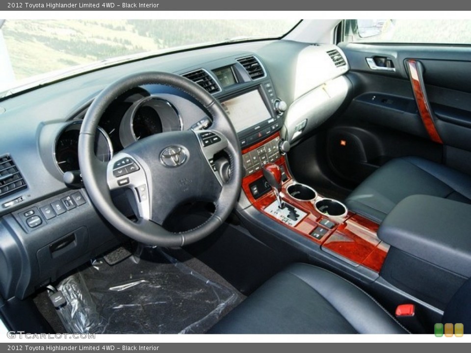 Black Interior Photo for the 2012 Toyota Highlander Limited 4WD #55783577