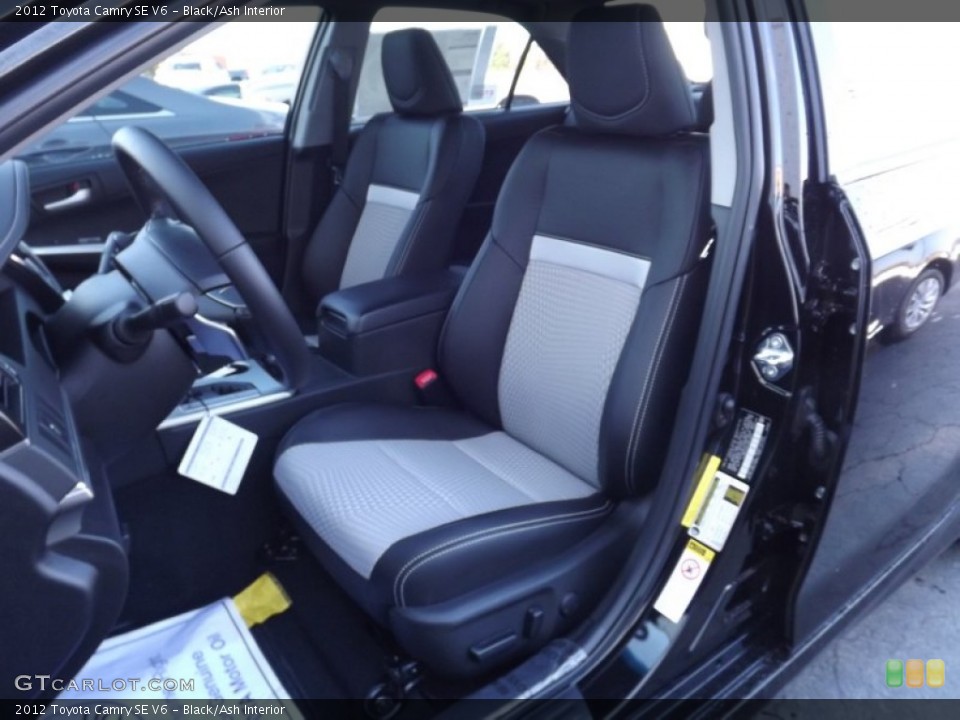 Black/Ash Interior Photo for the 2012 Toyota Camry SE V6 #55788046