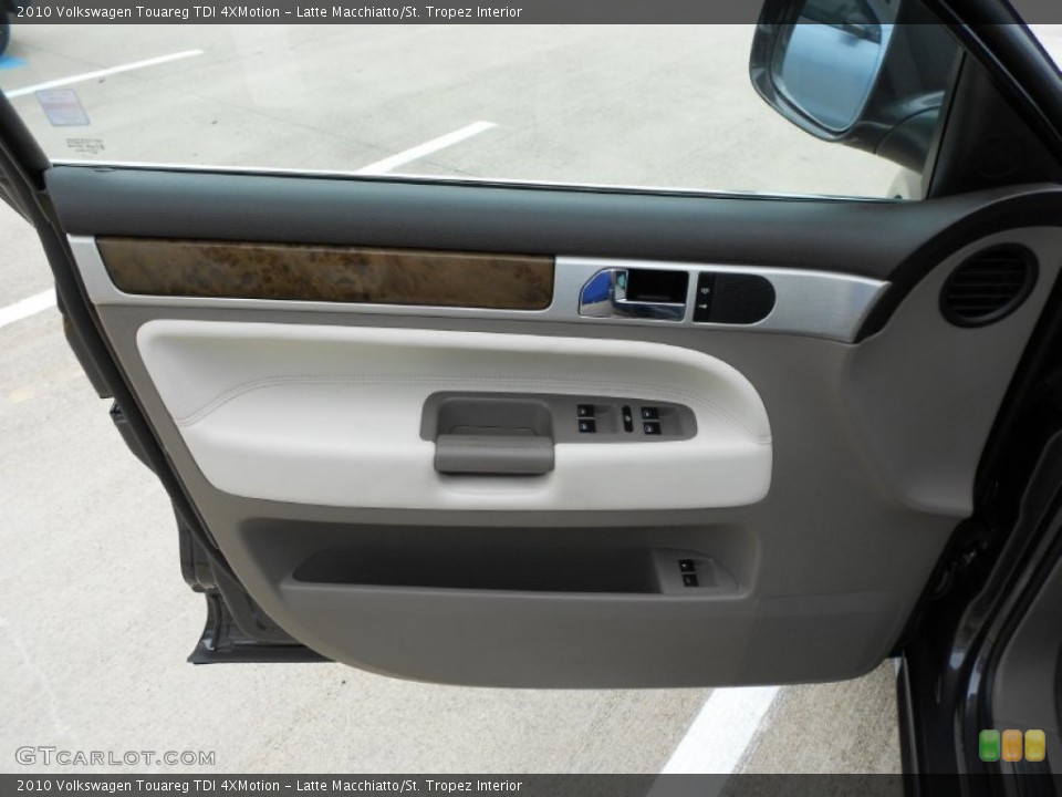Latte Macchiatto/St. Tropez Interior Door Panel for the 2010 Volkswagen Touareg TDI 4XMotion #55788617