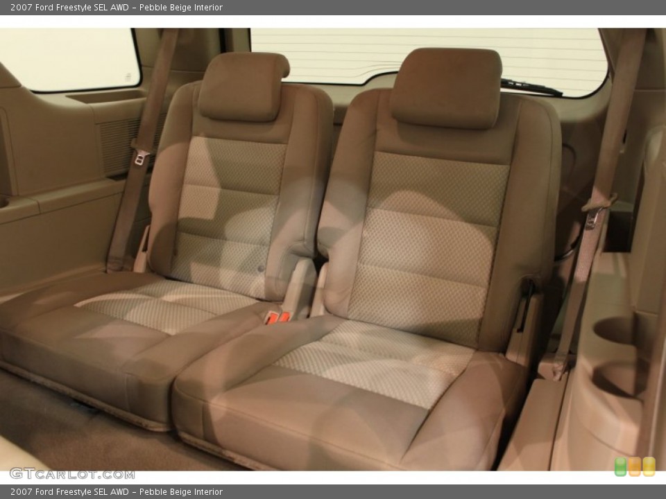 Pebble Beige Interior Photo for the 2007 Ford Freestyle SEL AWD #55794674
