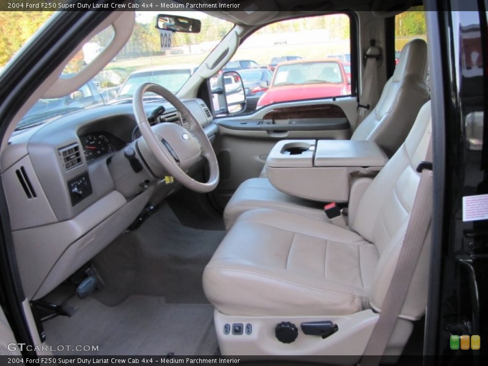 Medium Parchment Interior Photo for the 2004 Ford F250 Super Duty Lariat Crew Cab 4x4 #55795622