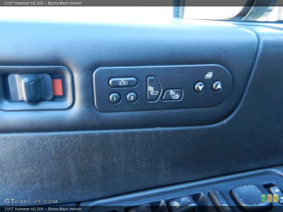 Ebony Black Interior Controls for the 2007 Hummer H2 SUV #55798793