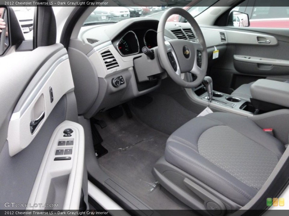 Dark Gray/Light Gray Interior Photo for the 2012 Chevrolet Traverse LS #55804937