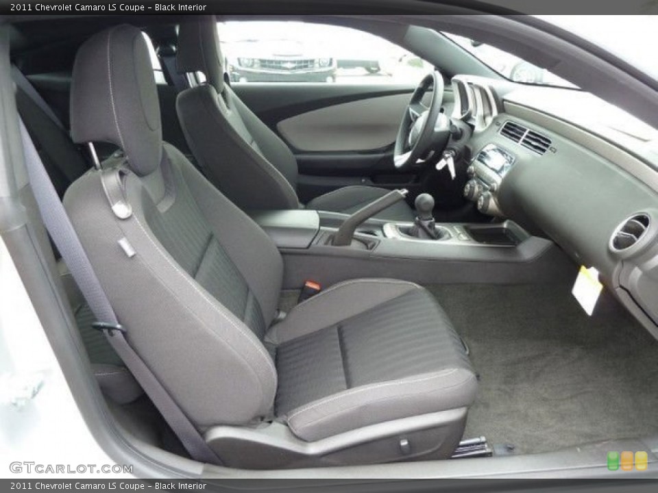 Black Interior Photo for the 2011 Chevrolet Camaro LS Coupe #55809587