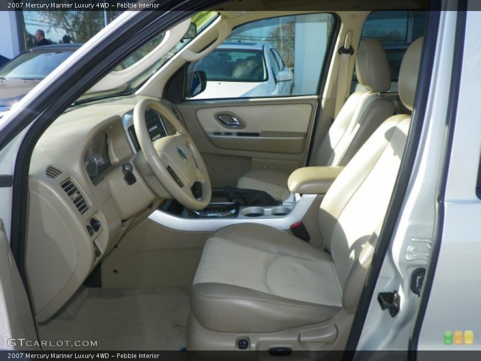 Pebble Interior Photo for the 2007 Mercury Mariner Luxury 4WD #55810253
