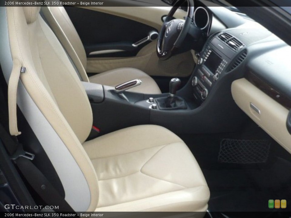 Beige Interior Photo for the 2006 Mercedes-Benz SLK 350 Roadster #55816340