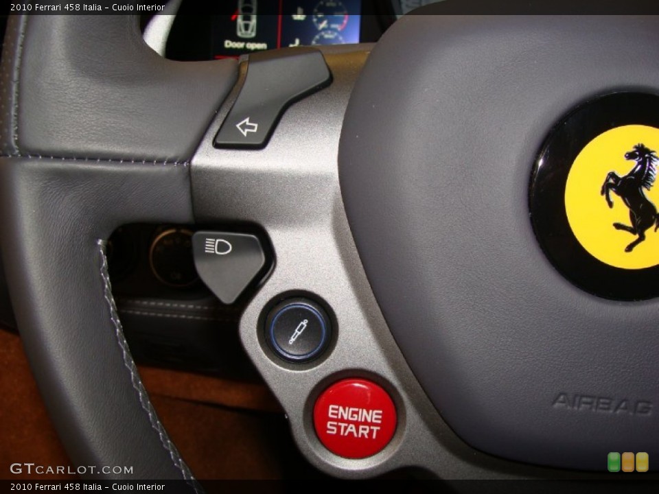 Cuoio Interior Controls for the 2010 Ferrari 458 Italia #55832261