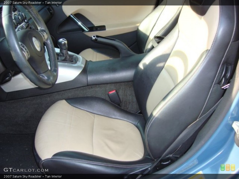 Tan Interior Photo for the 2007 Saturn Sky Roadster #55832873