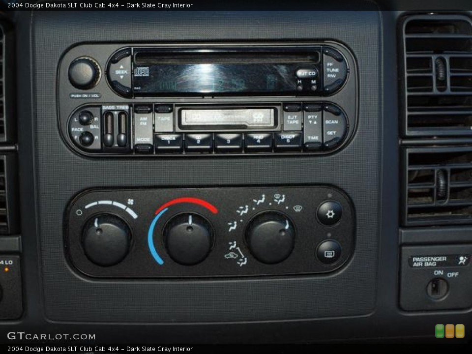 Dark Slate Gray Interior Controls for the 2004 Dodge Dakota SLT Club Cab 4x4 #55834903