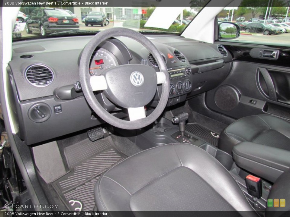 Black Interior Dashboard for the 2008 Volkswagen New Beetle S Convertible #55845050