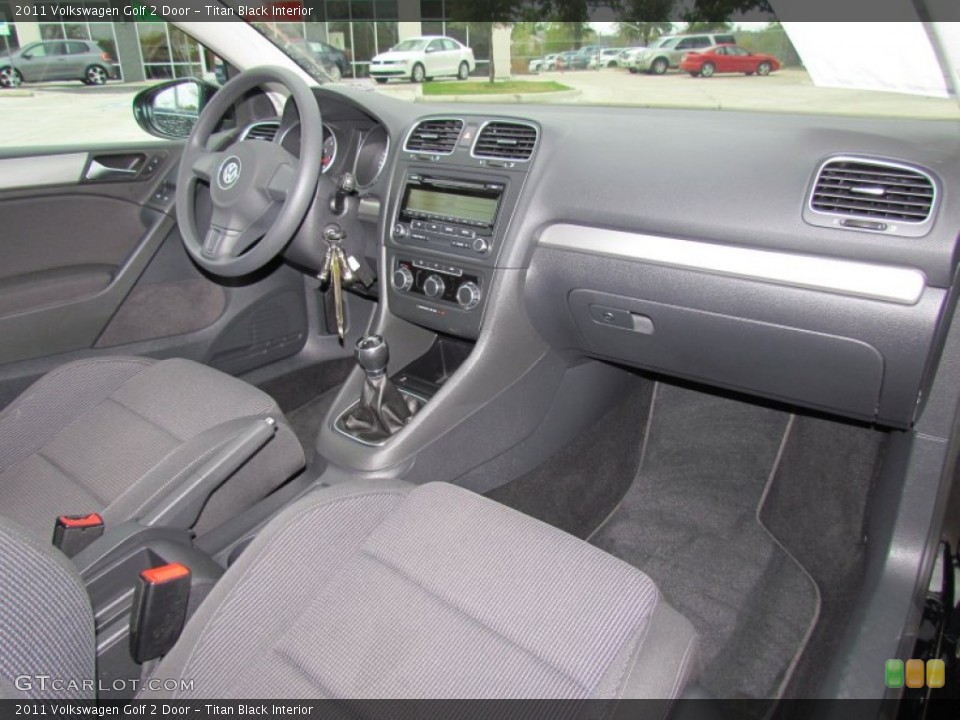 Titan Black Interior Photo for the 2011 Volkswagen Golf 2 Door #55845116