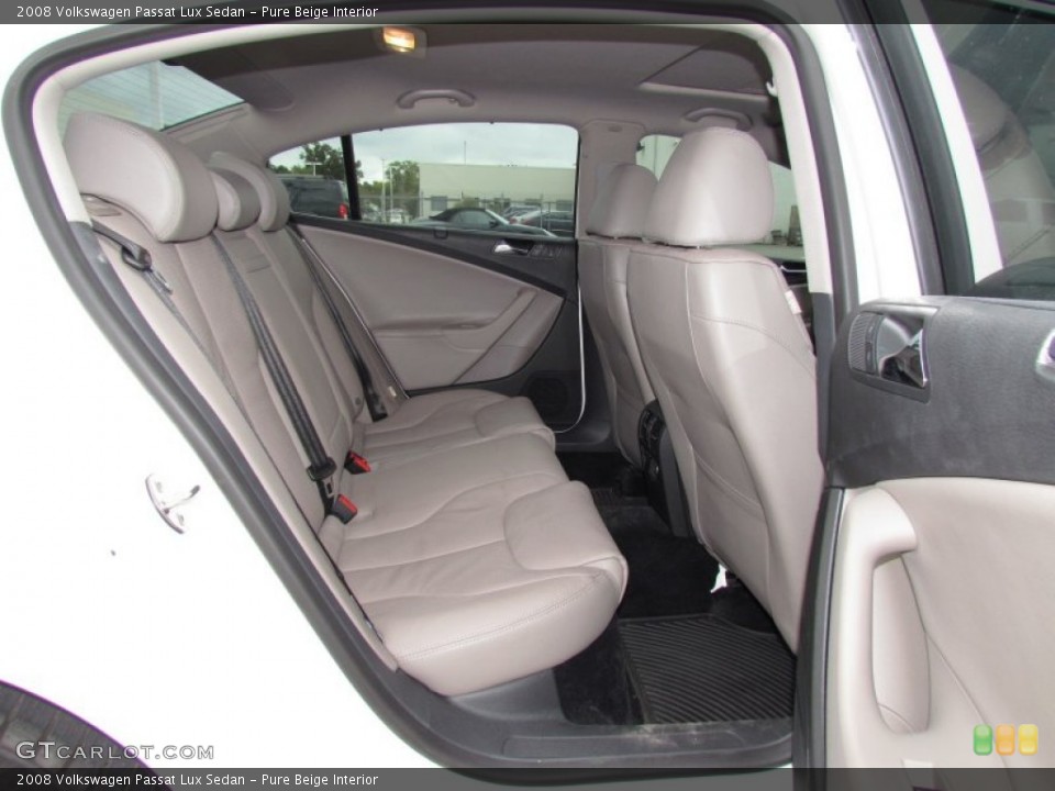 Pure Beige Interior Photo for the 2008 Volkswagen Passat Lux Sedan #55845365