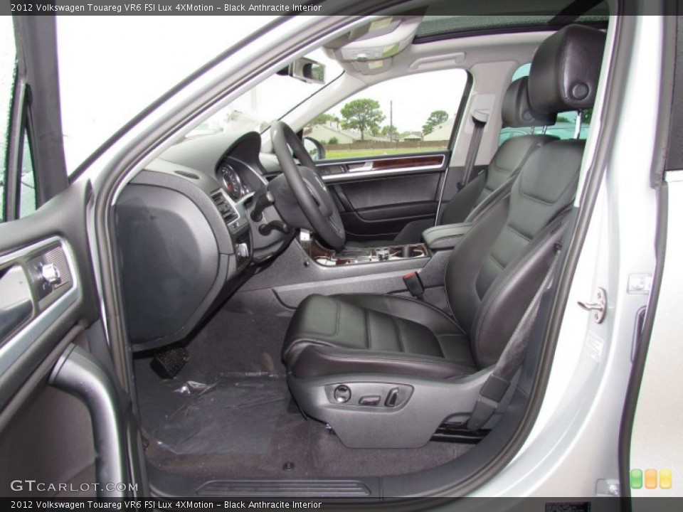 Black Anthracite Interior Photo for the 2012 Volkswagen Touareg VR6 FSI Lux 4XMotion #55846158
