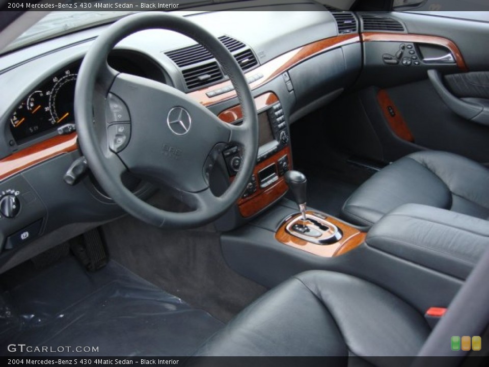 Black Interior Photo for the 2004 Mercedes-Benz S 430 4Matic Sedan #55849183