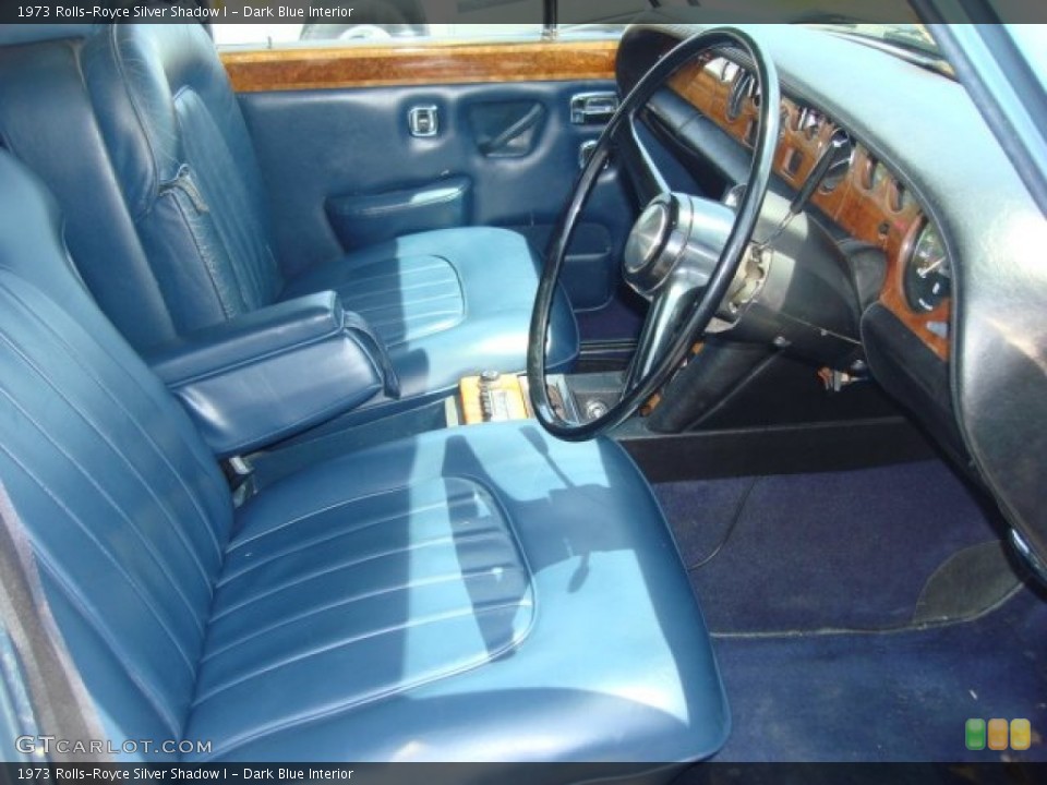 Dark Blue 1973 Rolls-Royce Silver Shadow Interiors