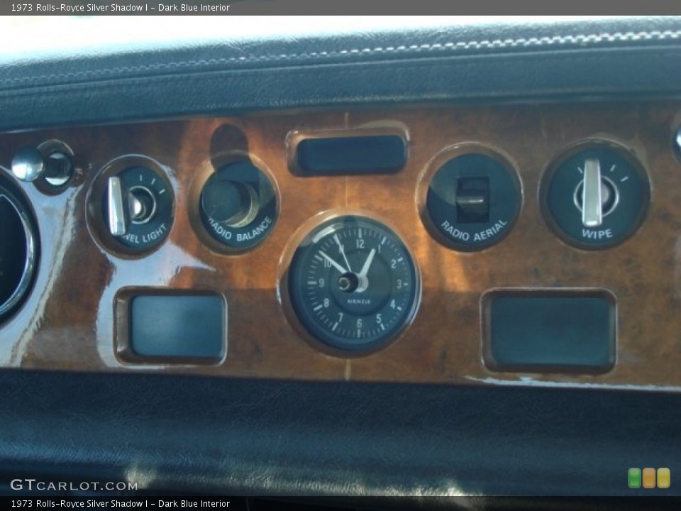 Dark Blue Interior Controls for the 1973 Rolls-Royce Silver Shadow I #55851385