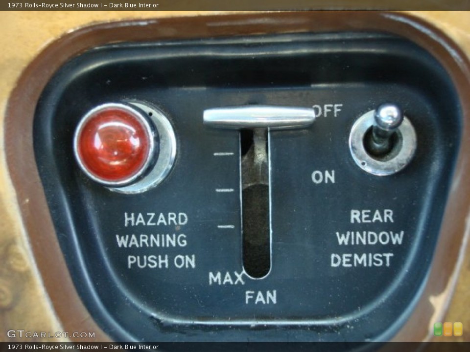 Dark Blue Interior Controls for the 1973 Rolls-Royce Silver Shadow I #55851478