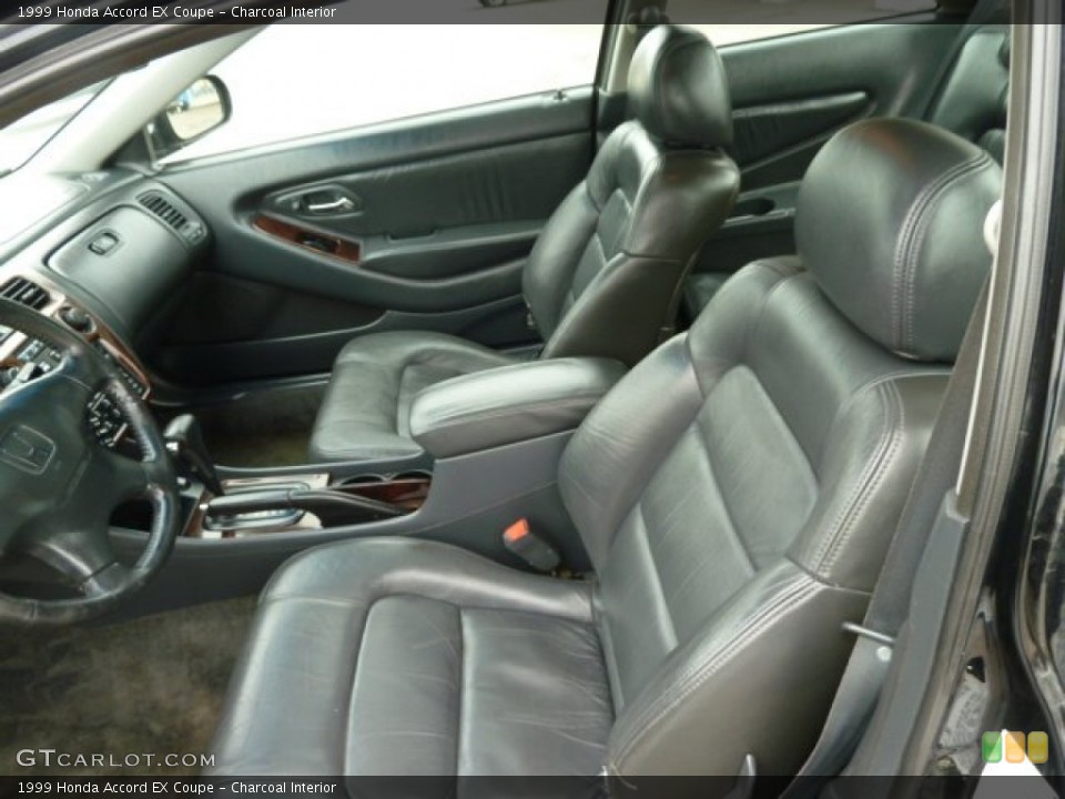 Charcoal Interior Photo for the 1999 Honda Accord EX Coupe #55852973