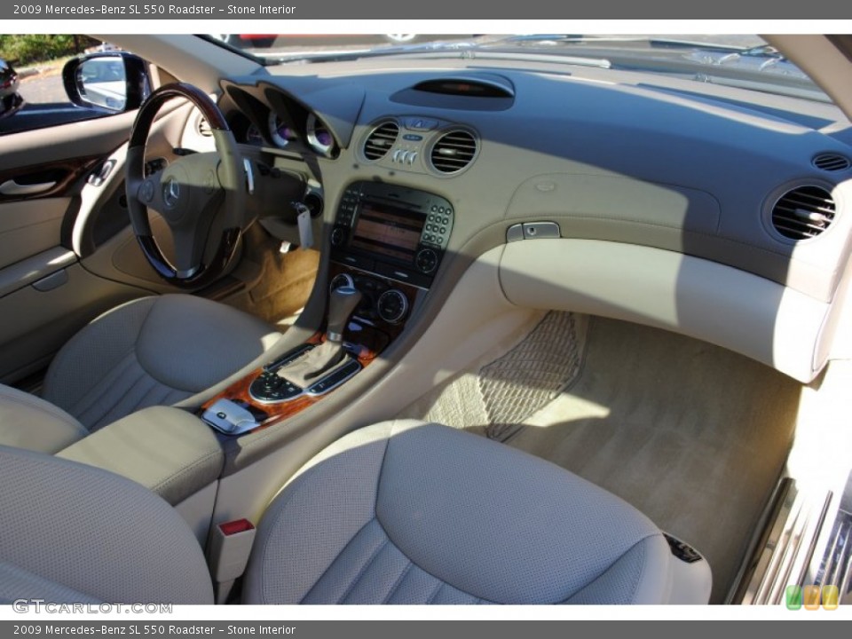 Stone Interior Photo for the 2009 Mercedes-Benz SL 550 Roadster #55862606