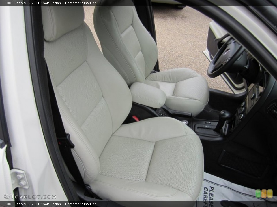 Parchment Interior Photo for the 2006 Saab 9-5 2.3T Sport Sedan #55872828