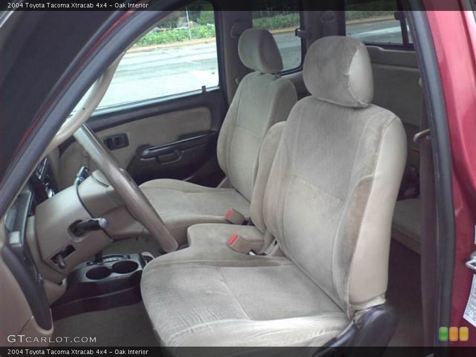 Oak Interior Photo for the 2004 Toyota Tacoma Xtracab 4x4 #55873638