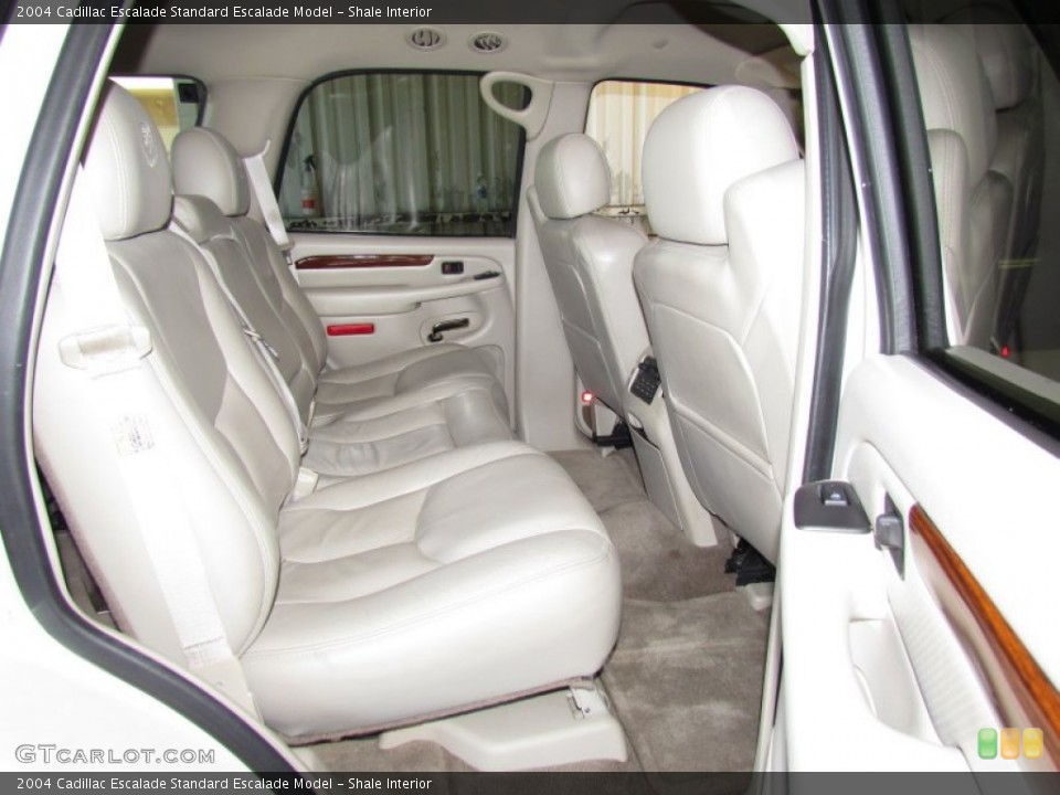 Shale Interior Photo for the 2004 Cadillac Escalade  #55878160