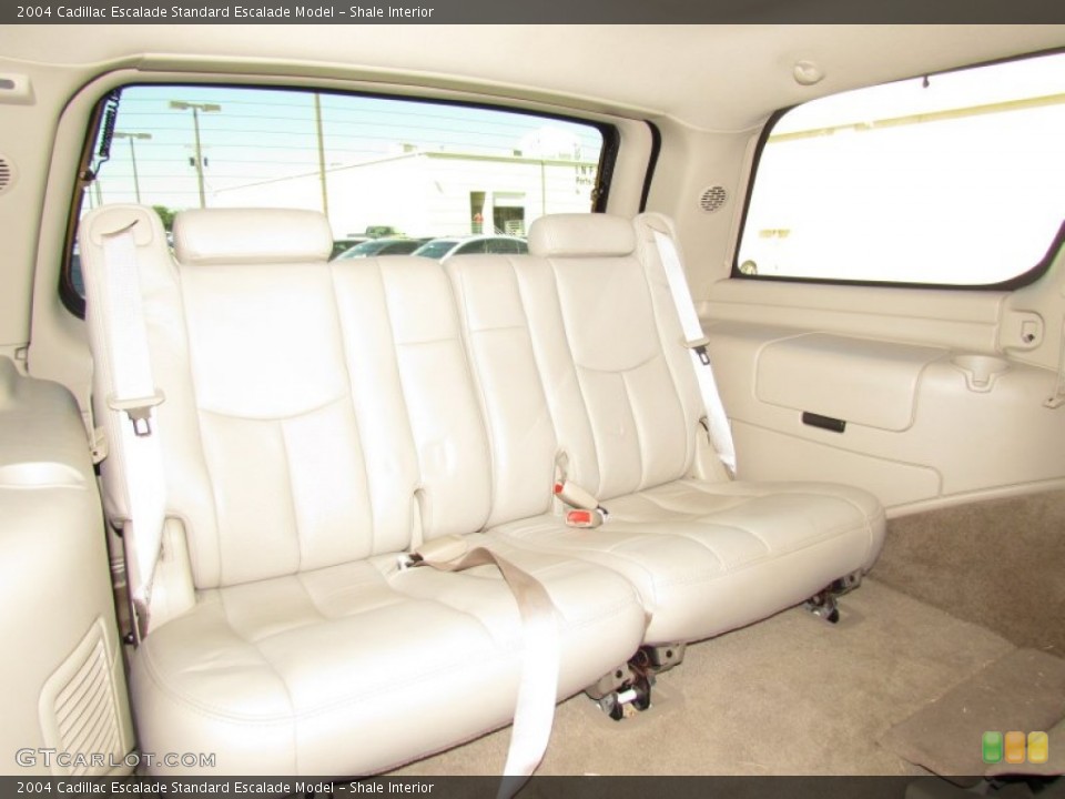 Shale Interior Photo for the 2004 Cadillac Escalade  #55878169
