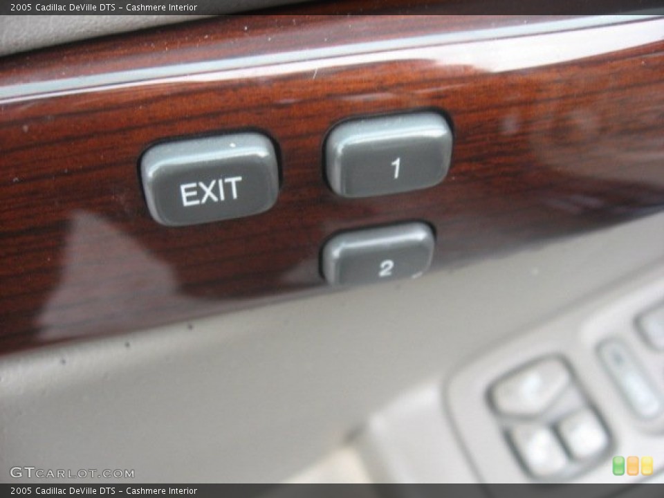 Cashmere Interior Controls for the 2005 Cadillac DeVille DTS #55893166