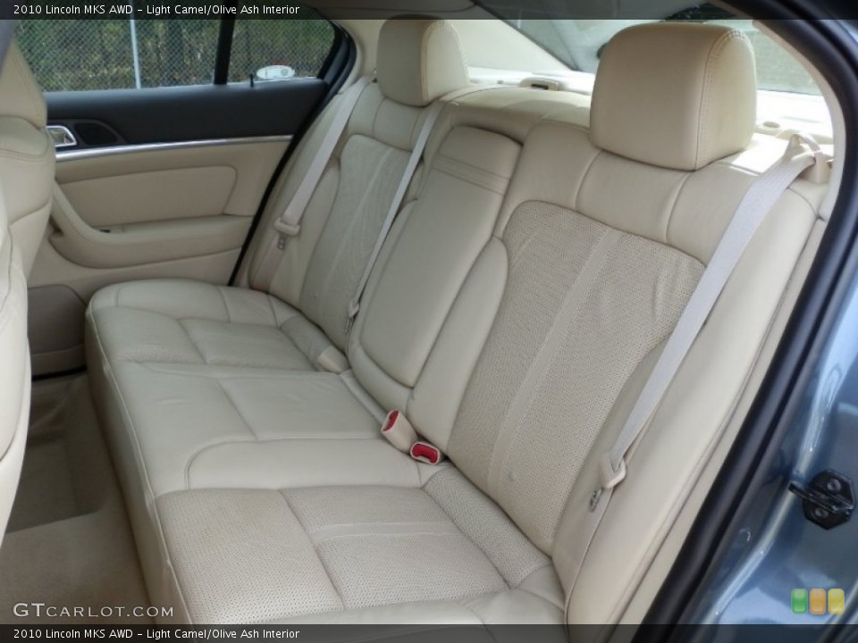 Light Camel/Olive Ash Interior Photo for the 2010 Lincoln MKS AWD #55893961