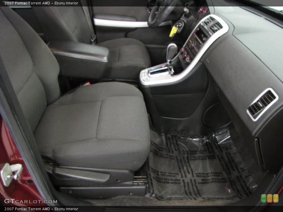 Ebony Interior Photo for the 2007 Pontiac Torrent AWD #55904272