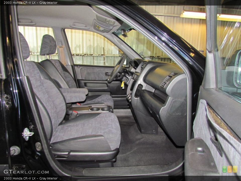 Gray Interior Photo for the 2003 Honda CR-V LX #55909950