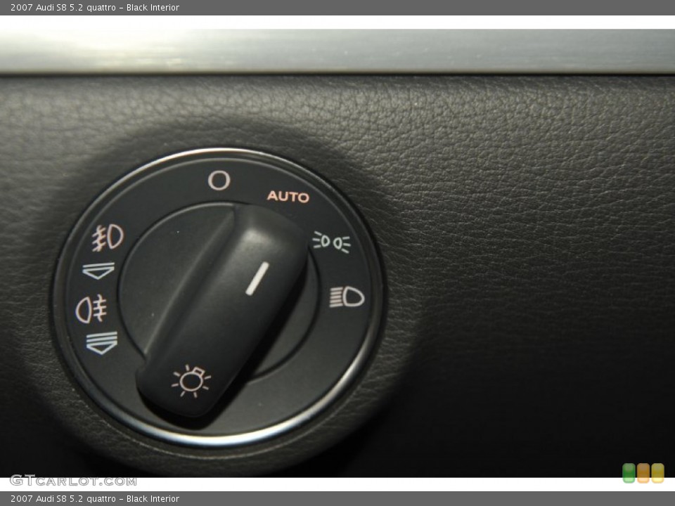 Black Interior Controls for the 2007 Audi S8 5.2 quattro #55911723