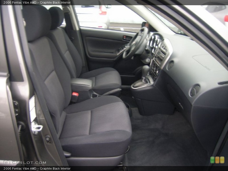 Graphite Black Interior Photo for the 2006 Pontiac Vibe AWD #55915452