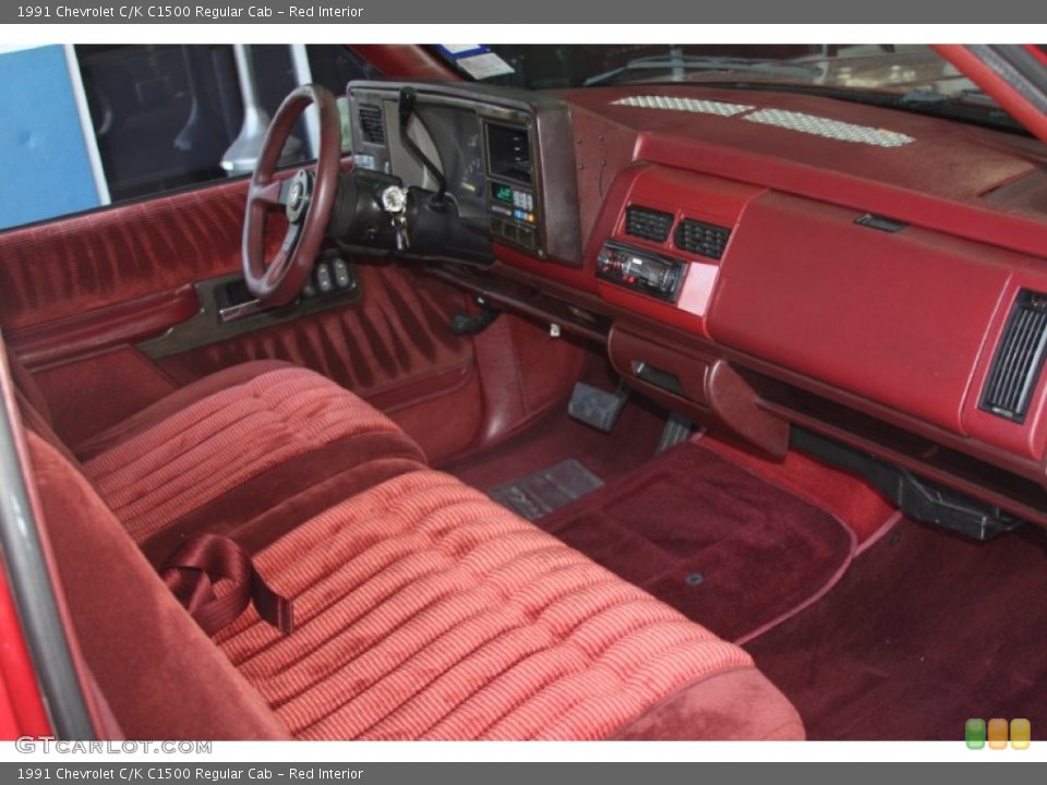 Red Interior Photo for the 1991 Chevrolet C/K C1500 Regular Cab #55920423