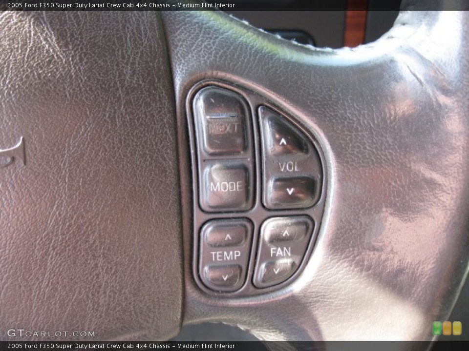 Medium Flint Interior Controls for the 2005 Ford F350 Super Duty Lariat Crew Cab 4x4 Chassis #55930095