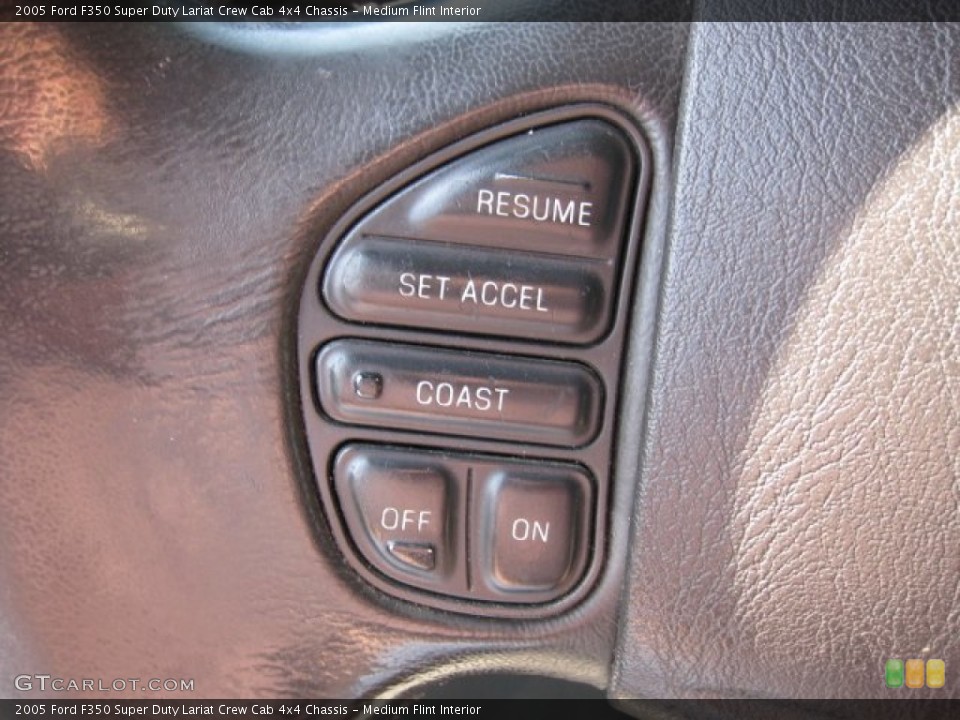 Medium Flint Interior Controls for the 2005 Ford F350 Super Duty Lariat Crew Cab 4x4 Chassis #55930104