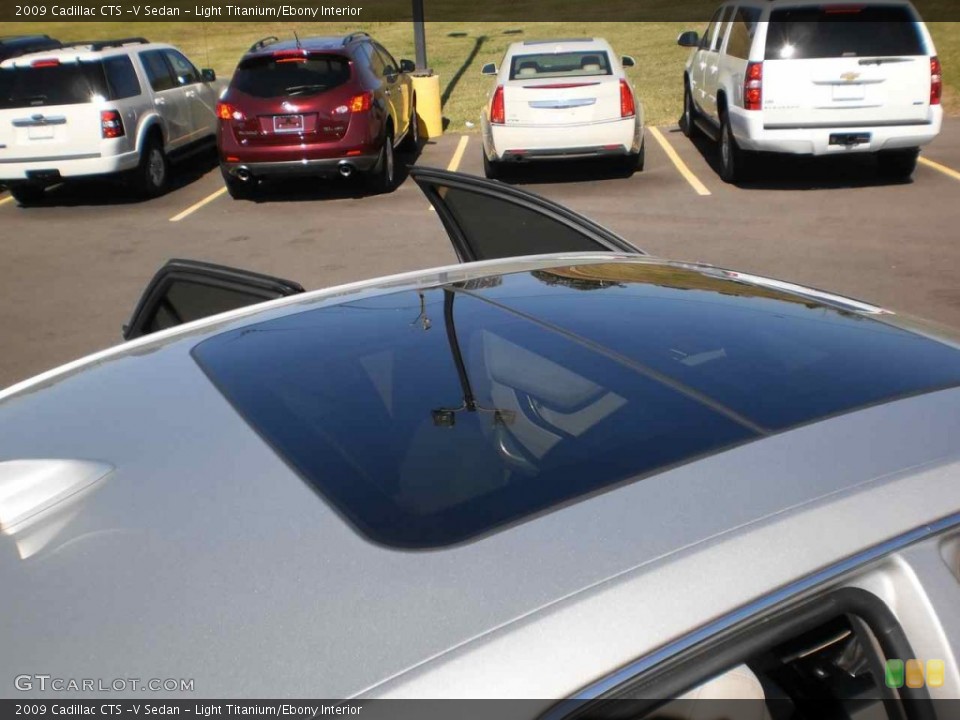 Light Titanium/Ebony Interior Sunroof for the 2009 Cadillac CTS -V Sedan #55930251