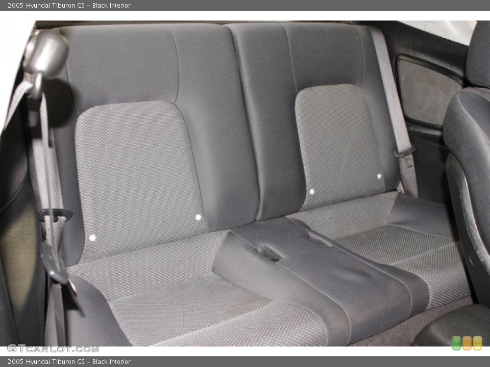 Black Interior Photo for the 2005 Hyundai Tiburon GS #55933978