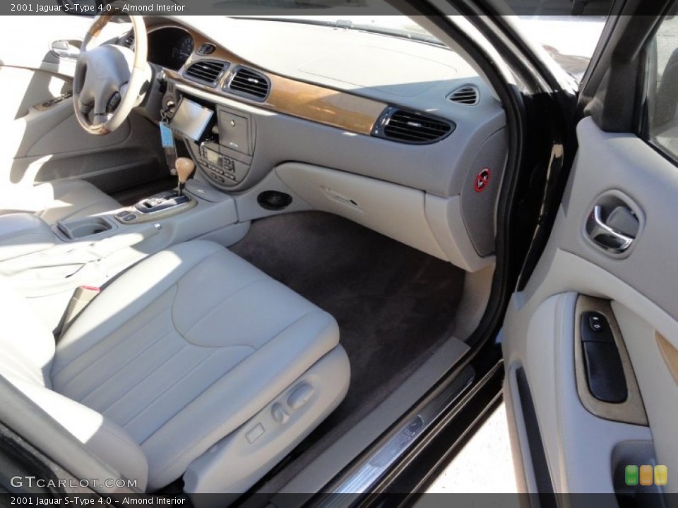 Almond Interior Photo for the 2001 Jaguar S-Type 4.0 #55936629