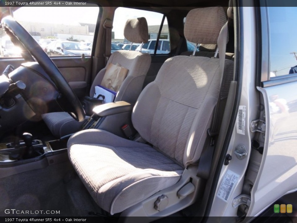 Oak Interior Photo for the 1997 Toyota 4Runner SR5 4x4 #55939993