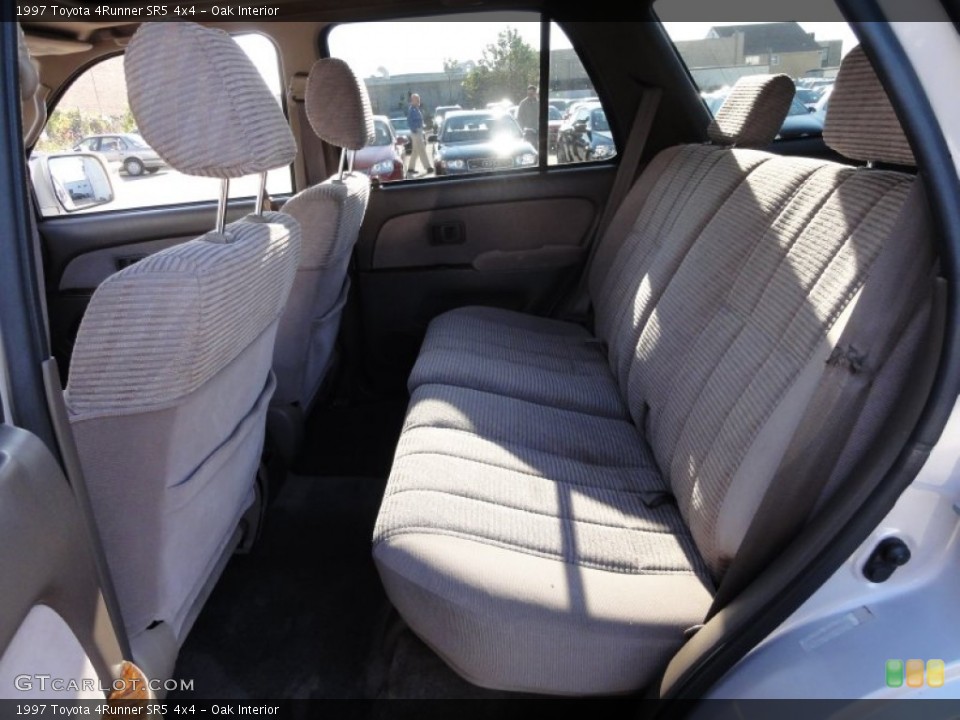 Oak Interior Photo for the 1997 Toyota 4Runner SR5 4x4 #55940080