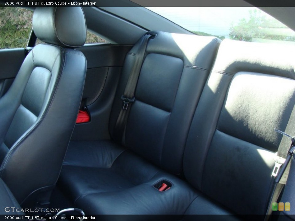 Ebony Interior Photo for the 2000 Audi TT 1.8T quattro Coupe #55940308