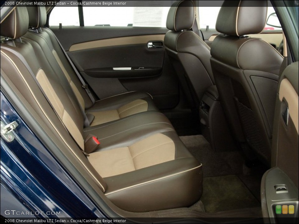 Cocoa/Cashmere Beige Interior Photo for the 2008 Chevrolet Malibu LTZ Sedan #55950244