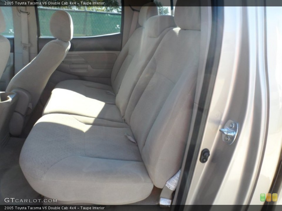 Taupe Interior Photo for the 2005 Toyota Tacoma V6 Double Cab 4x4 #55950625