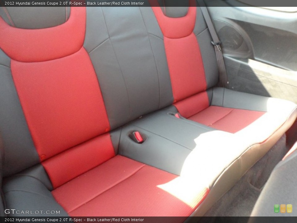 Black Leather/Red Cloth Interior Photo for the 2012 Hyundai Genesis Coupe 2.0T R-Spec #55951834