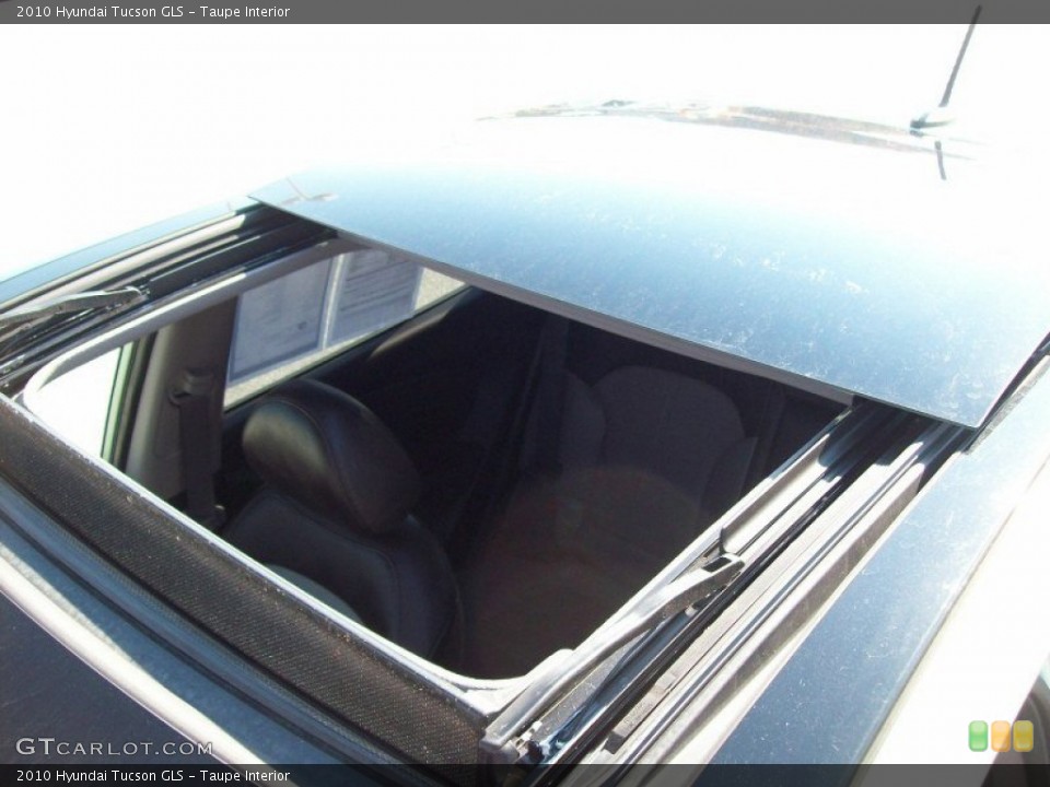 Taupe Interior Sunroof for the 2010 Hyundai Tucson GLS #55964790