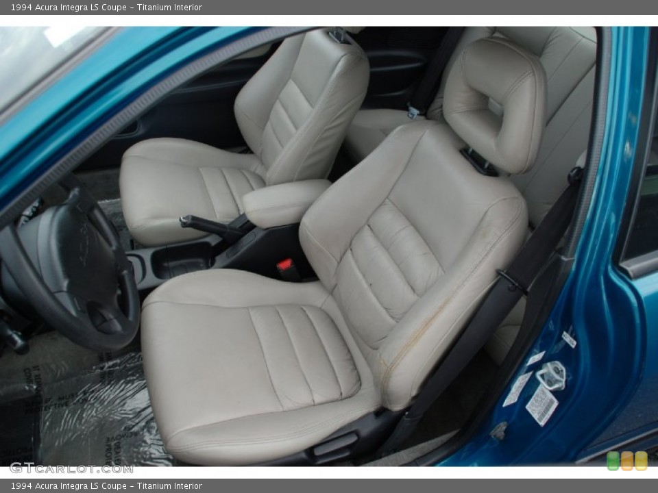 Titanium Interior Photo for the 1994 Acura Integra LS Coupe #55969762