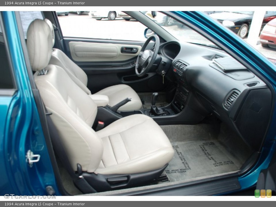 Titanium Interior Photo for the 1994 Acura Integra LS Coupe #55969819